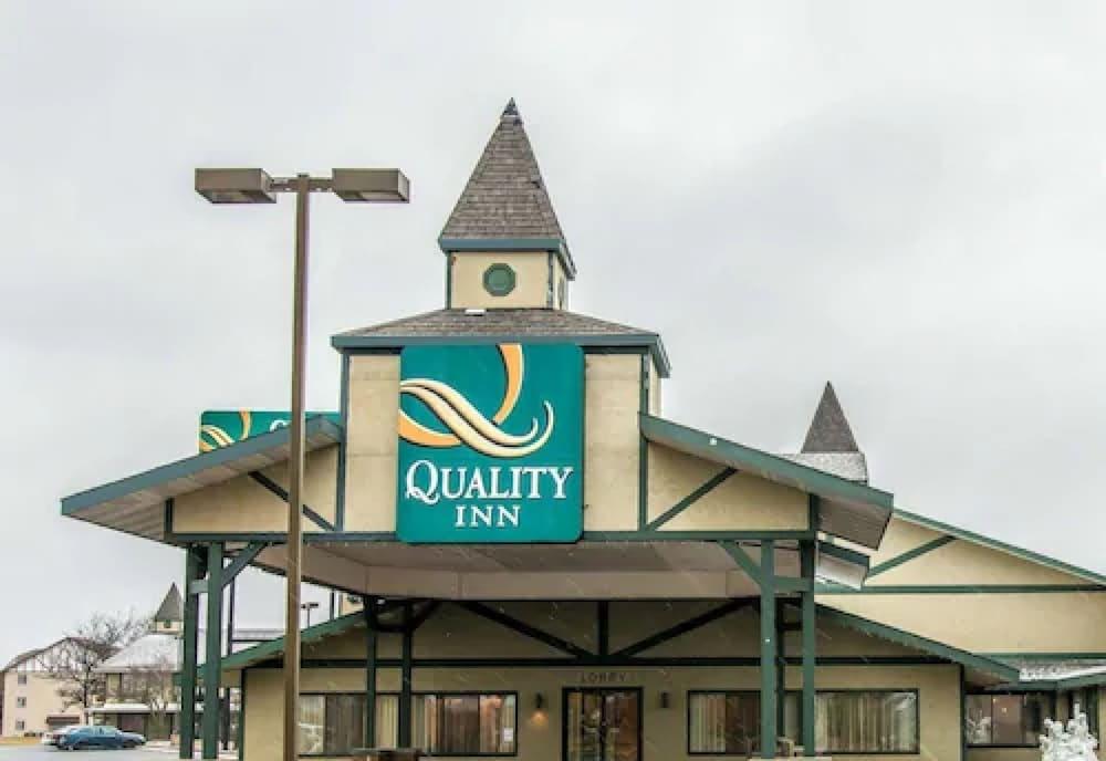 Quality Inn Of Gaylord Buitenkant foto