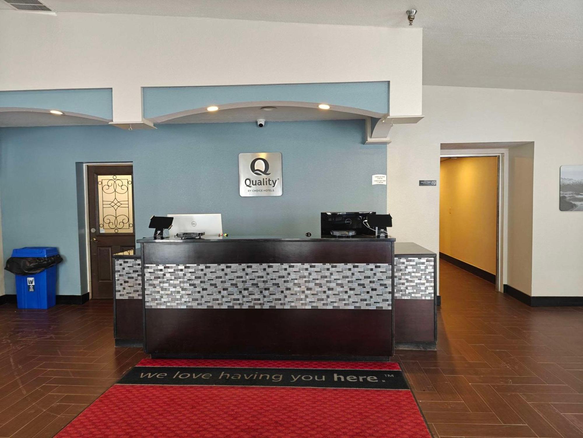 Quality Inn Gaylord Buitenkant foto